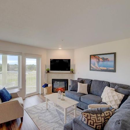 Beach Please-Updated Home With Ocean Views Long Beach Bagian luar foto